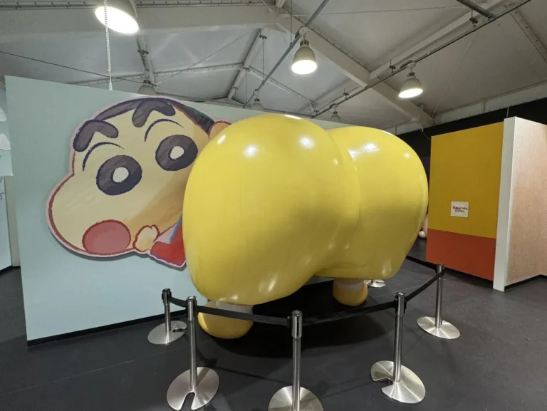 Visitors exploring Buri Buri House museum at Crayon Shin-chan Adventure Park in Nijigen no Mori Awaji Island